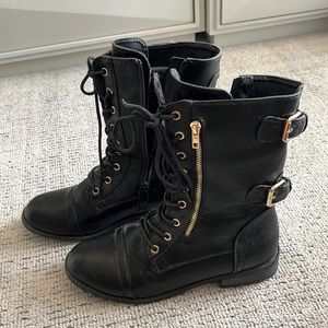 COPY - Womens military style combat boots size 10
